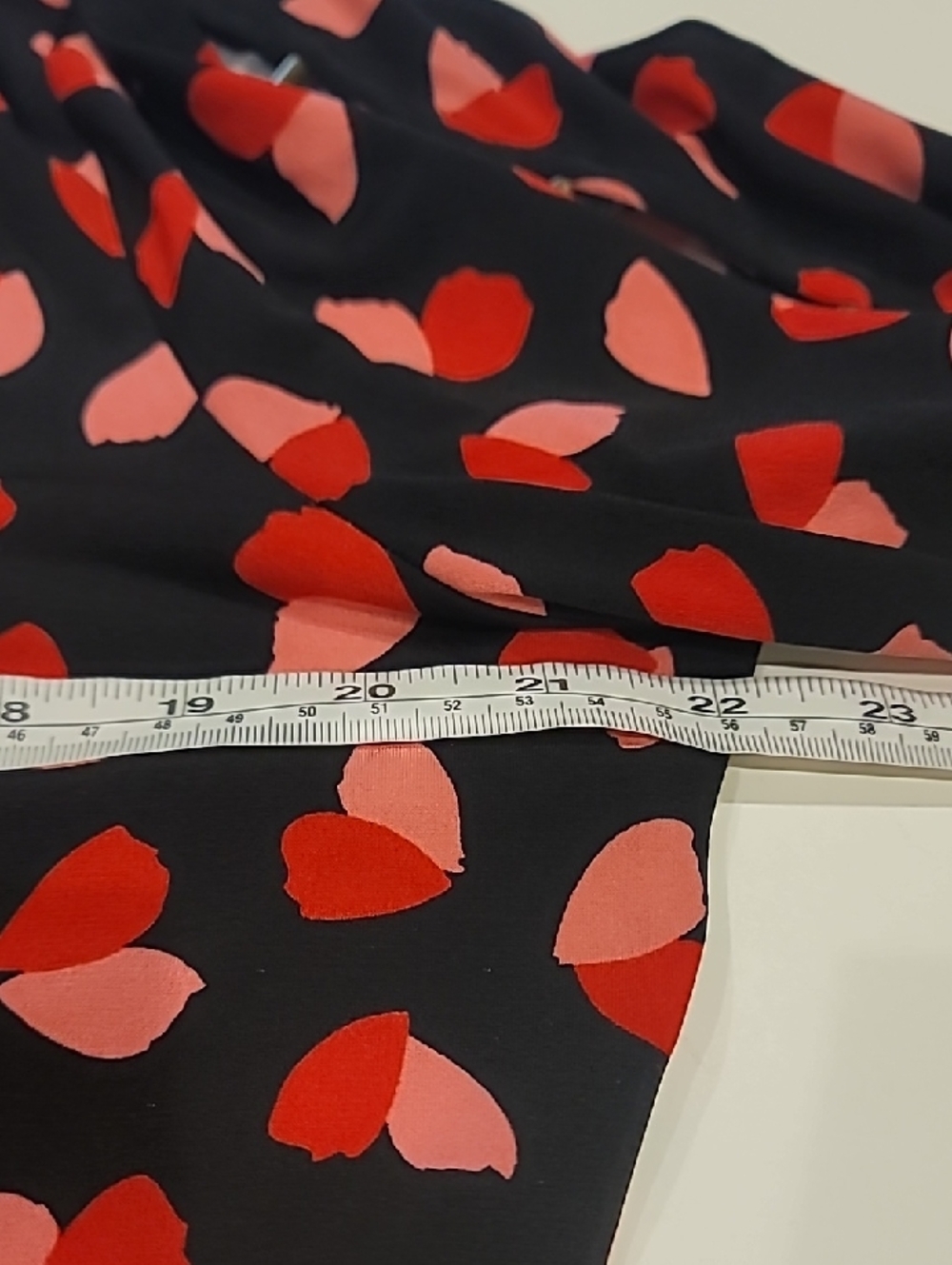 MICHAEL Michael Kors Black Blouse with Red and Pink Petal Print XL - Picture 9 of 12